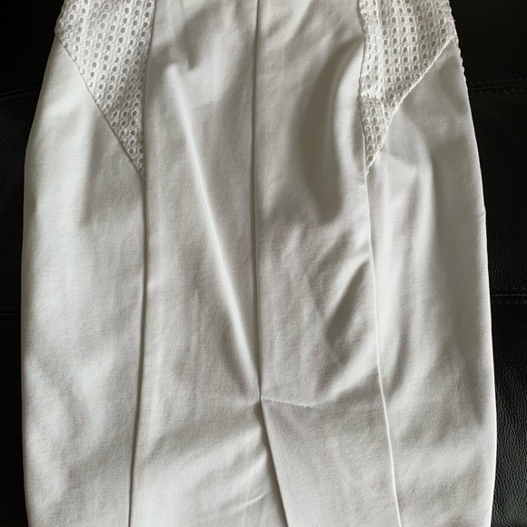 Guess skirt - Picture 2 of 6